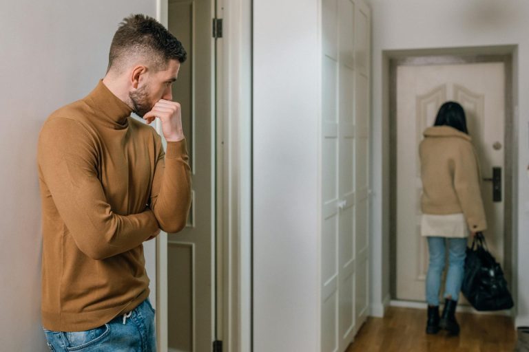 Should I Break Up With My Girlfriend? Key Signs & Next Steps